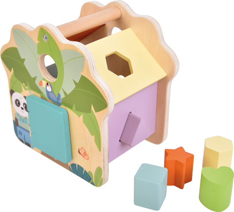 Barnavænt leikfang úr FSC vottuðum við með mjúkum brúnum og handfangi.