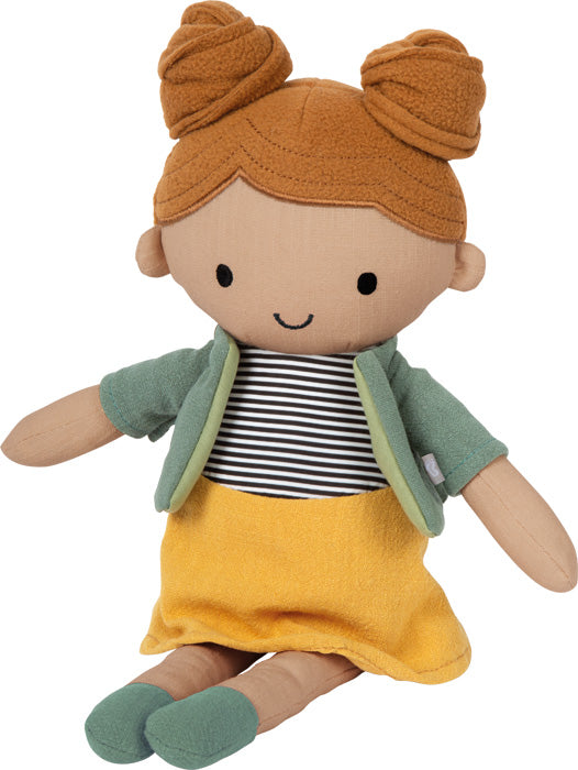 Mæja tuskudúkka sitjandi – mjúk barnadúkka í kjól