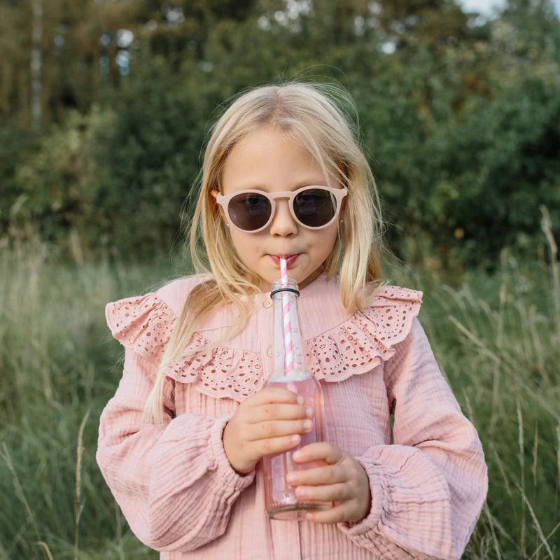 3-10 ára stelpa með LeoSun barnasólgleraugu sem brotna ekki í litnum Dusty Pink