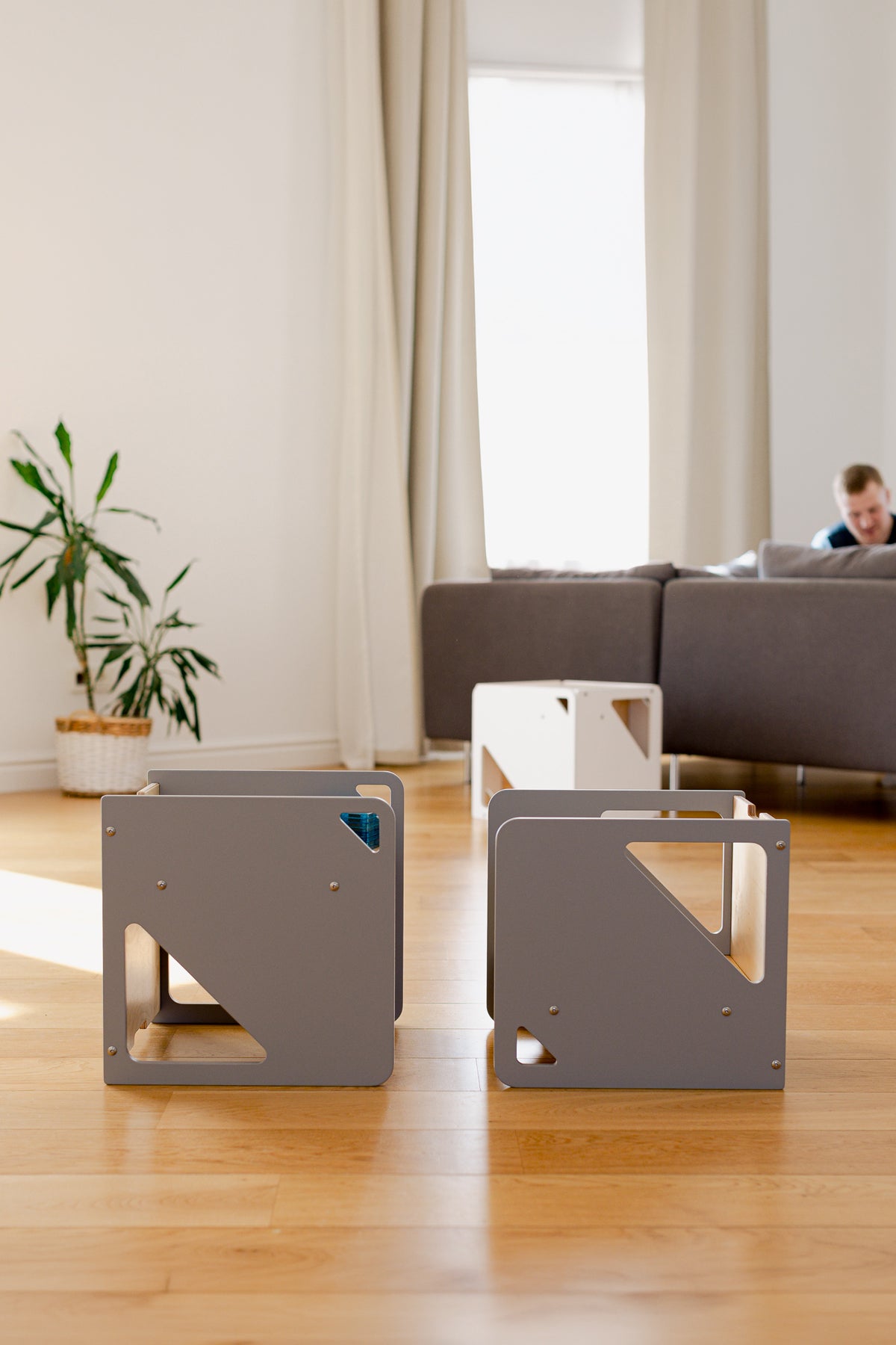 2in1 Cube sett breytt í tvo stóla fyrir börn